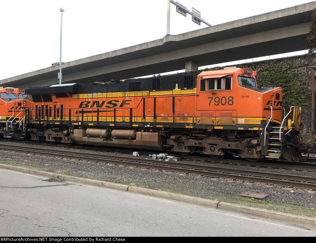 BNSF 7908